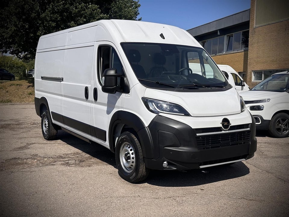Peugeot e-Boxer 435 110 L3H2 Premium