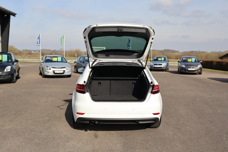 Audi A3 1,0 TFSi 116 Sport Sportback 5d