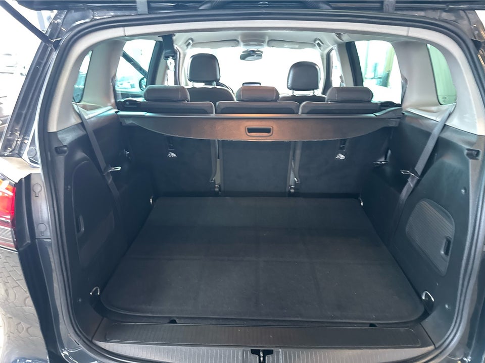 Opel Zafira Tourer 1,6 CDTi 136 Enjoy 7prs 5d