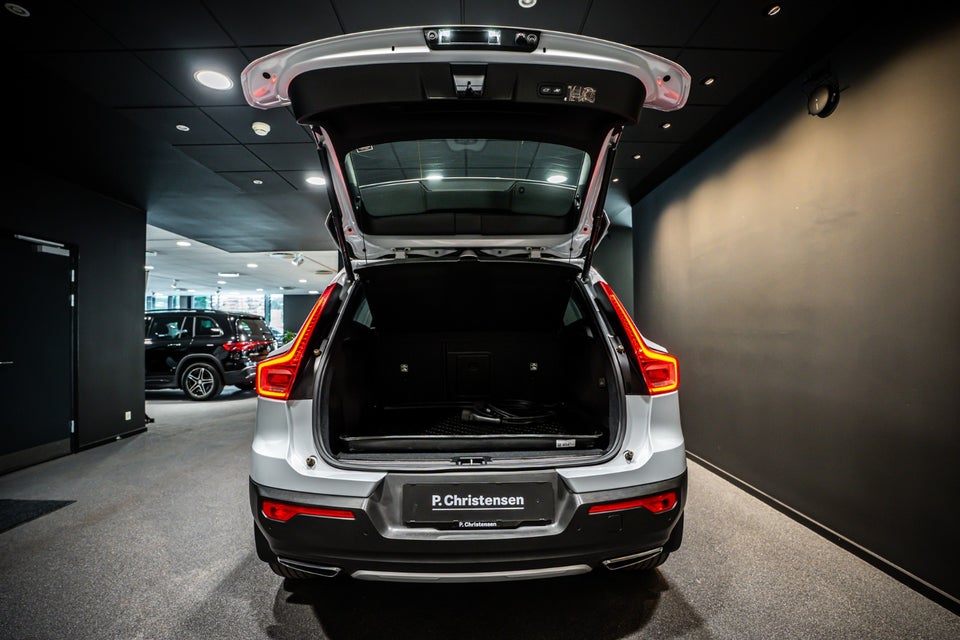 Volvo XC40 1,5 T5 ReCharge Inscription aut. 5d