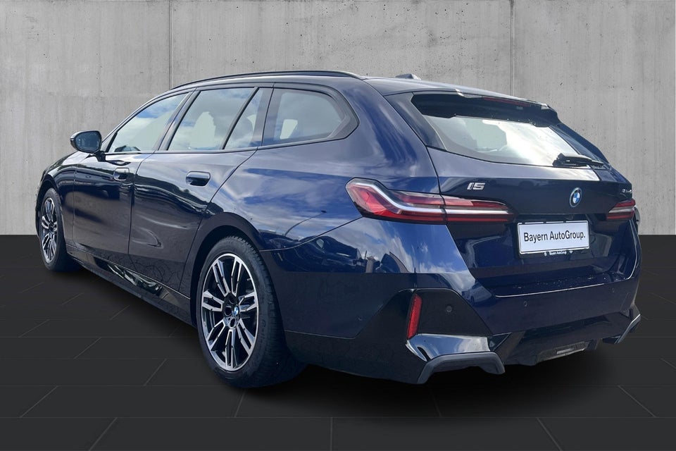 BMW i5 eDrive40 Touring M-Sport 5d
