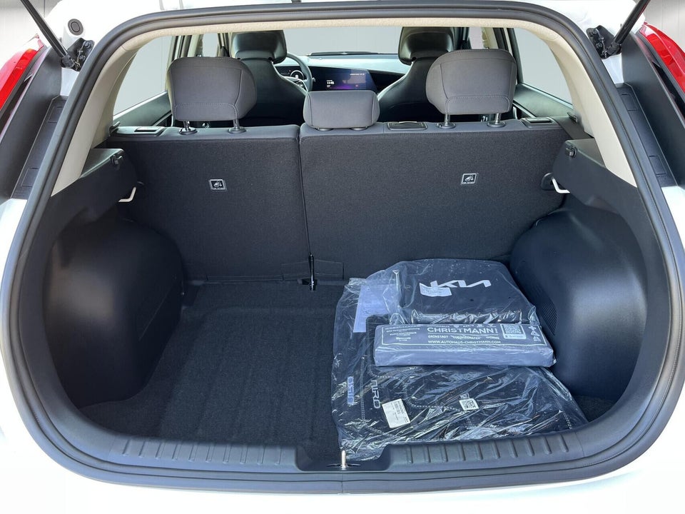 Kia Niro 64 EV Access 5d