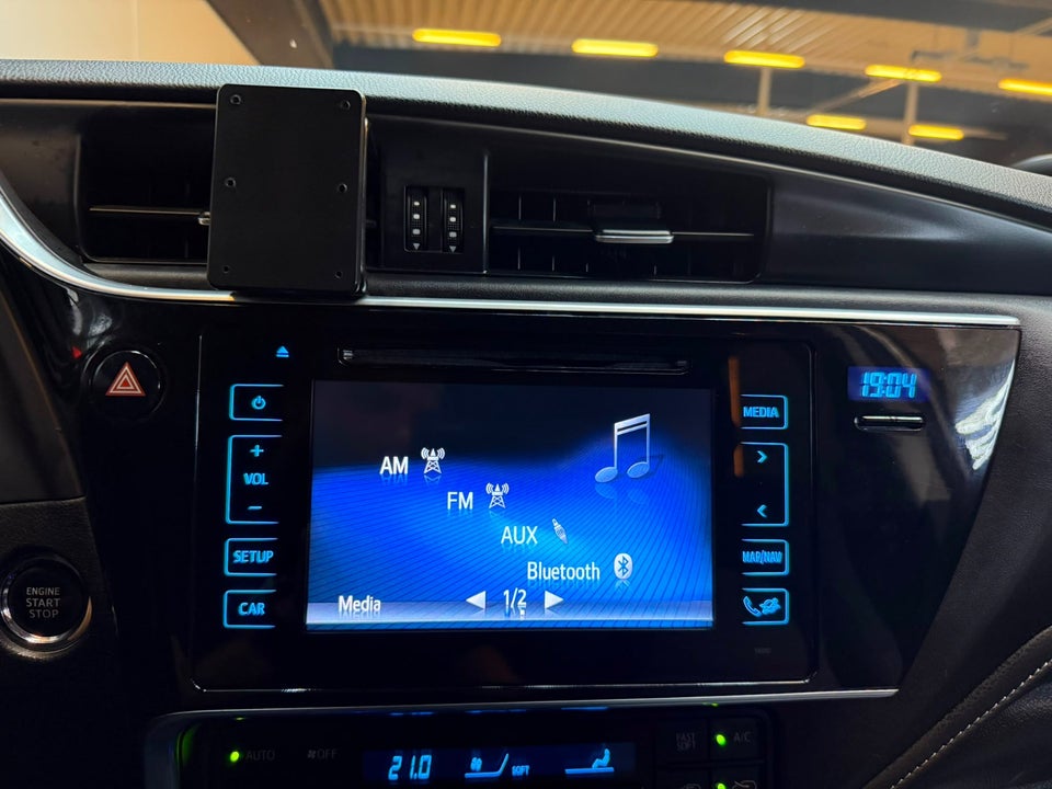 Toyota Auris 1,2 T Selected MDS 5d