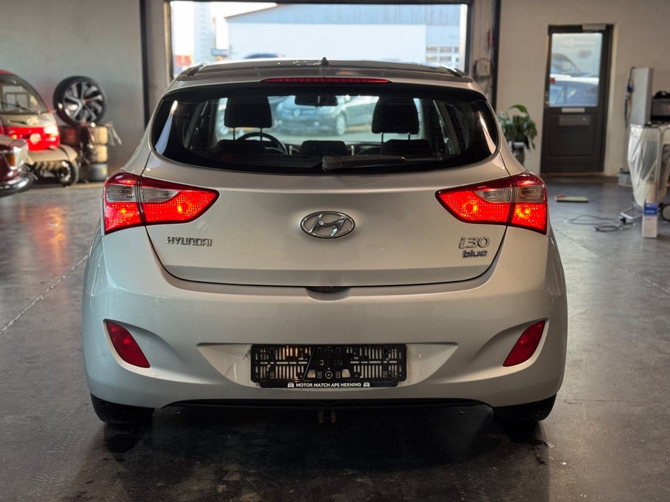 Hyundai i30 1,6 CRDi 110 Style Eco 5d