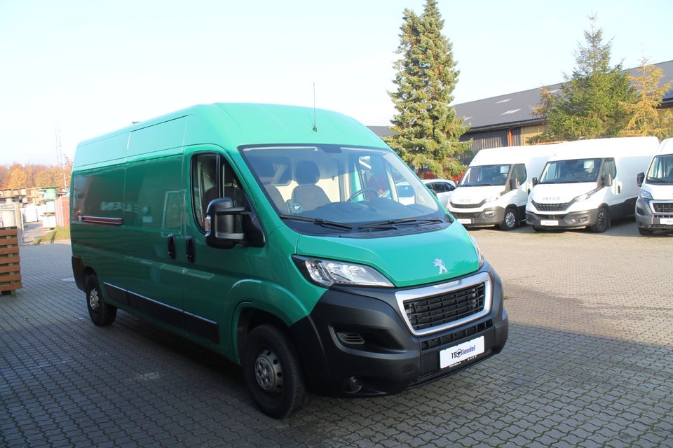 Peugeot Boxer 333 2,2 BlueHDi 140 L3H2 Premium