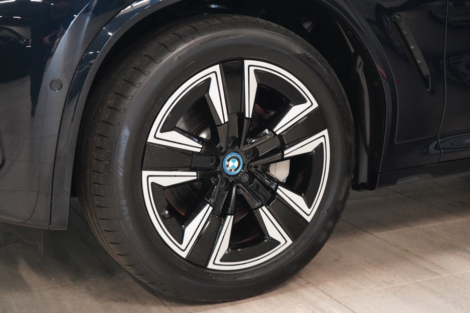 BMW iX3 Charged M-Sport 5d