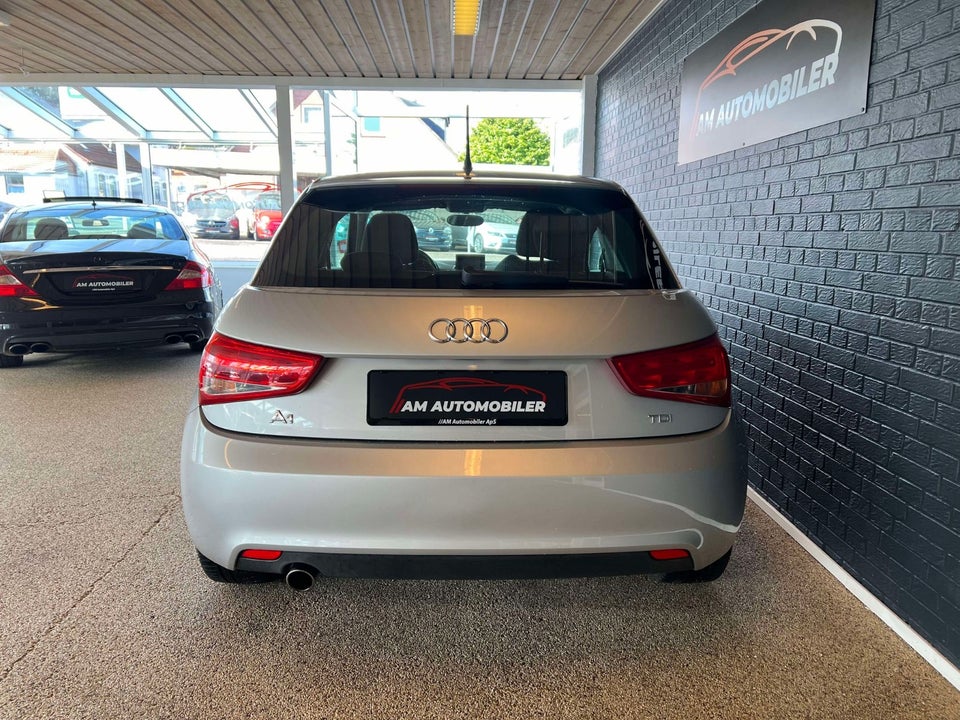 Audi A1 1,6 TDi 105 Ambition 3d