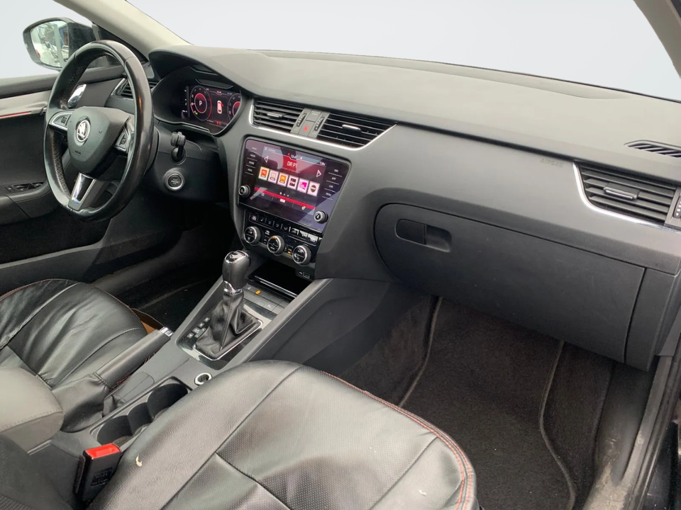 Skoda Octavia 2,0 TDi 150 Ambition Combi DSG 5d