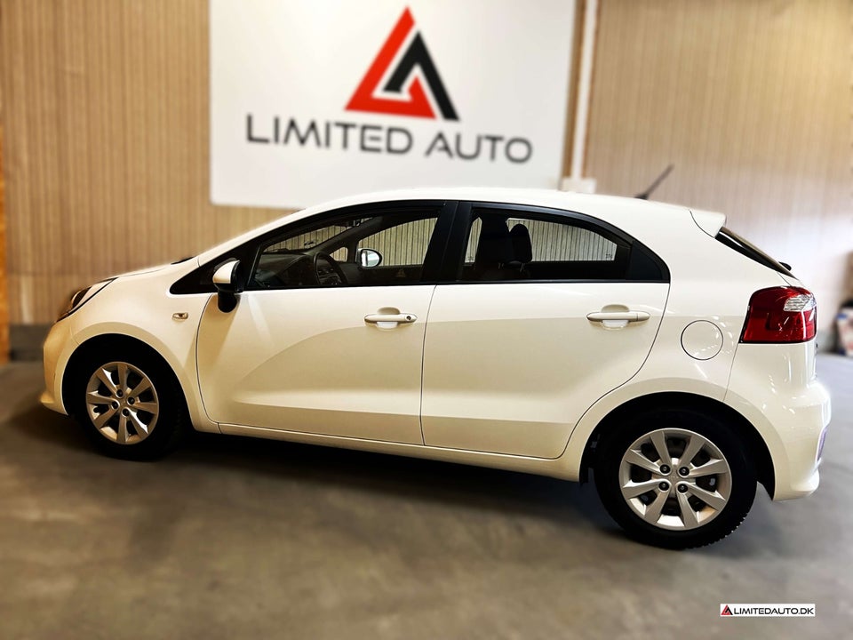 Kia Rio 1,2 CVVT Style+ 5d