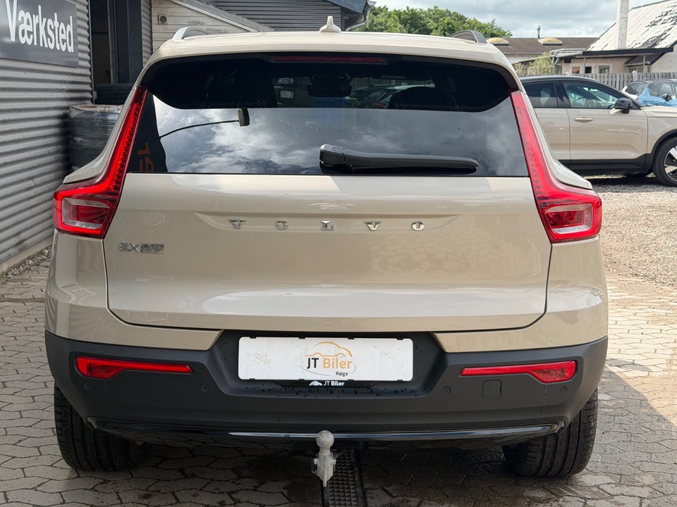 Volvo EX40 Extended Range Core 5d