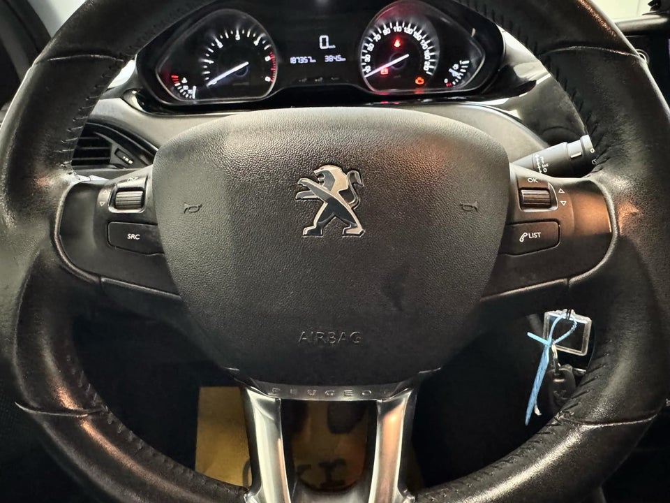 Peugeot 208 1,6 BlueHDi 100 Allure 5d