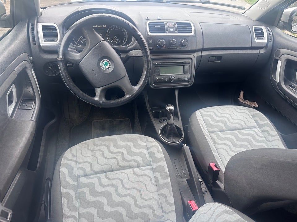 Skoda Fabia 1,4 16V Ambiente 5d