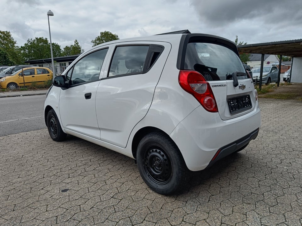 Chevrolet Spark 1,0 LT 5d