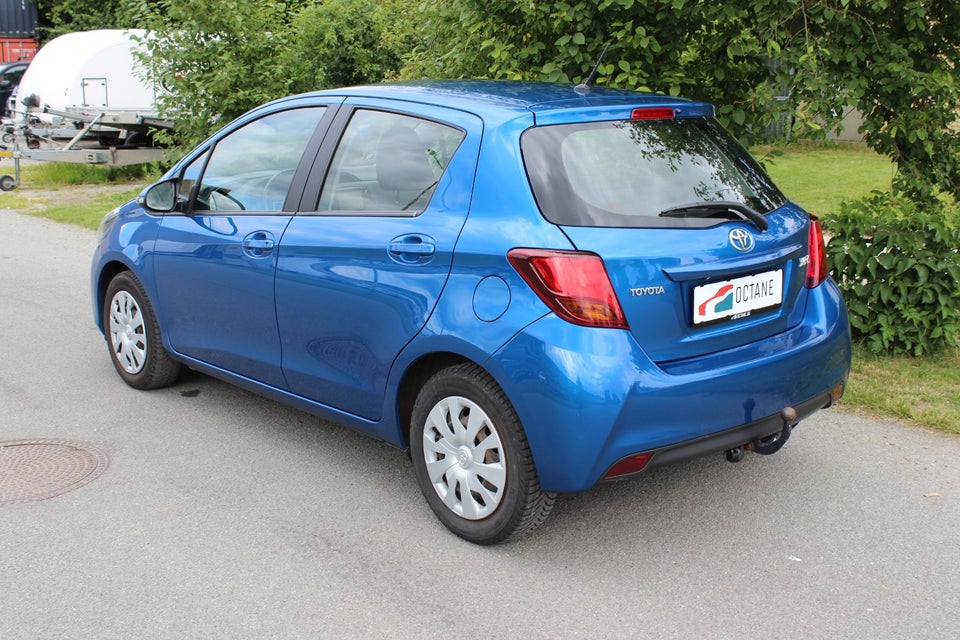 Toyota Yaris 1,0 VVT-i T2 Premium 5d