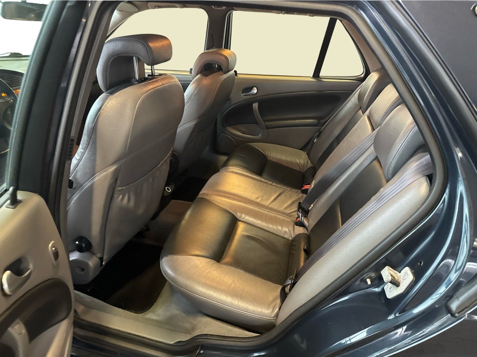 Saab 9-5 2,3 Turbo Aero SportCombi 5d