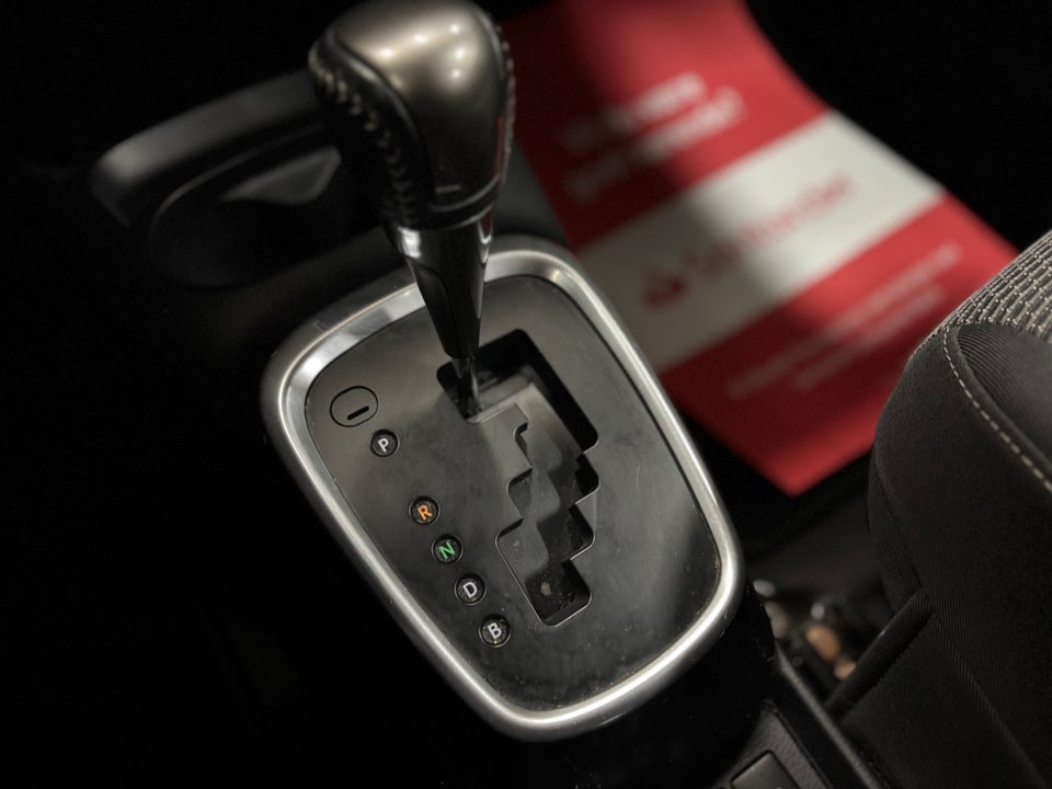 Toyota Yaris 1,5 Hybrid H3 e-CVT 5d