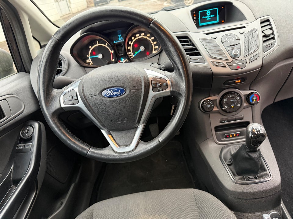 Ford Fiesta 1,5 TDCi 75 Titanium Van 5d