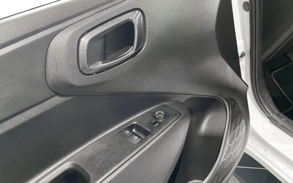 Hyundai i10 1,0 MPi Essential 5d