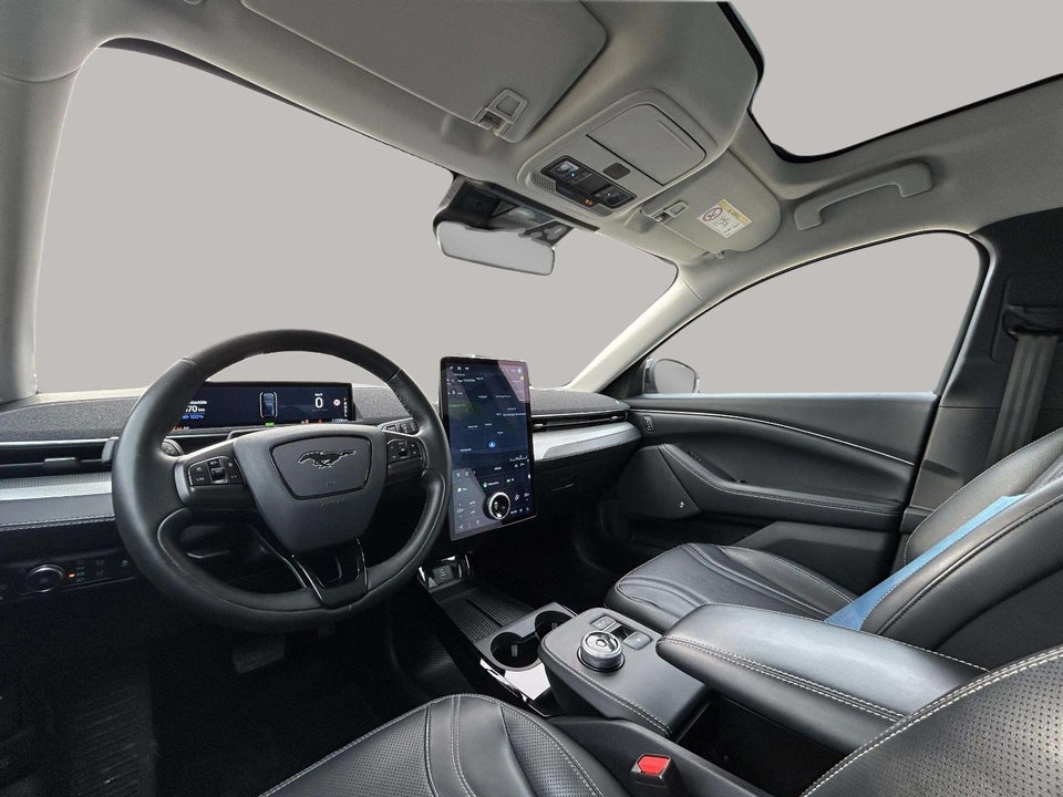 Ford Mustang Mach-E 68 Standard Range 5d