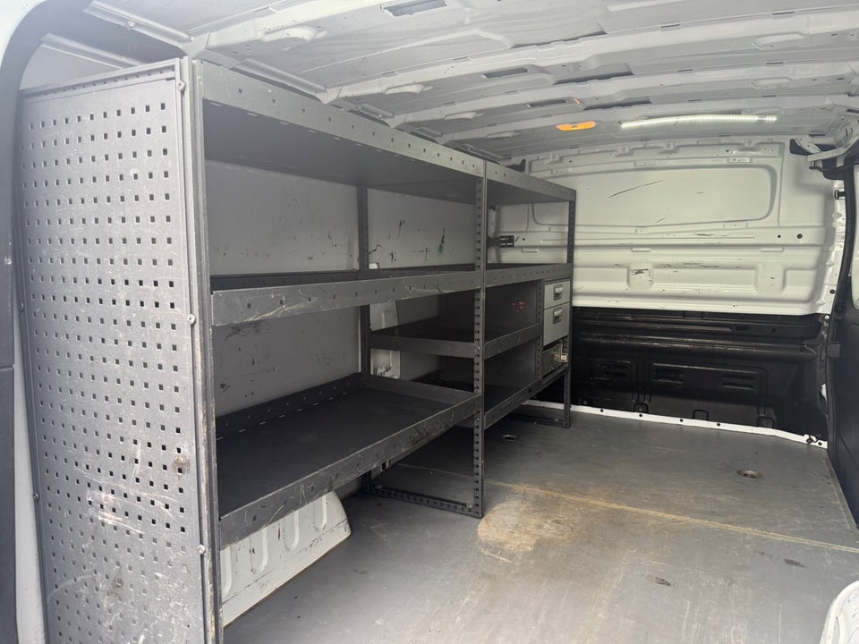 Renault Trafic T29 2,0 dCi 145 L2H1