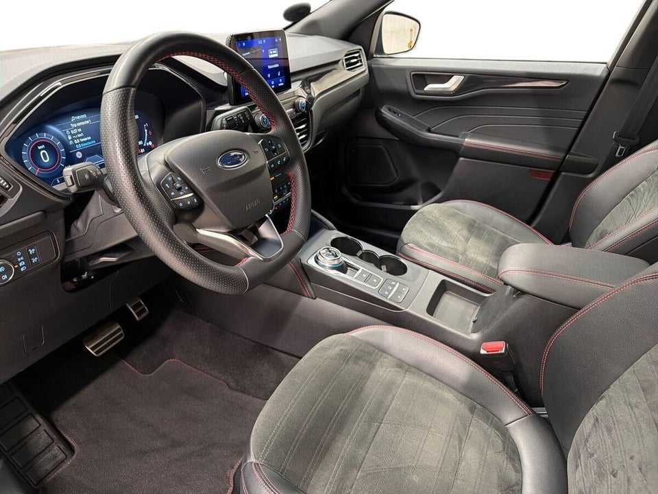 Ford Kuga 2,5 PHEV ST-Line X CVT 5d