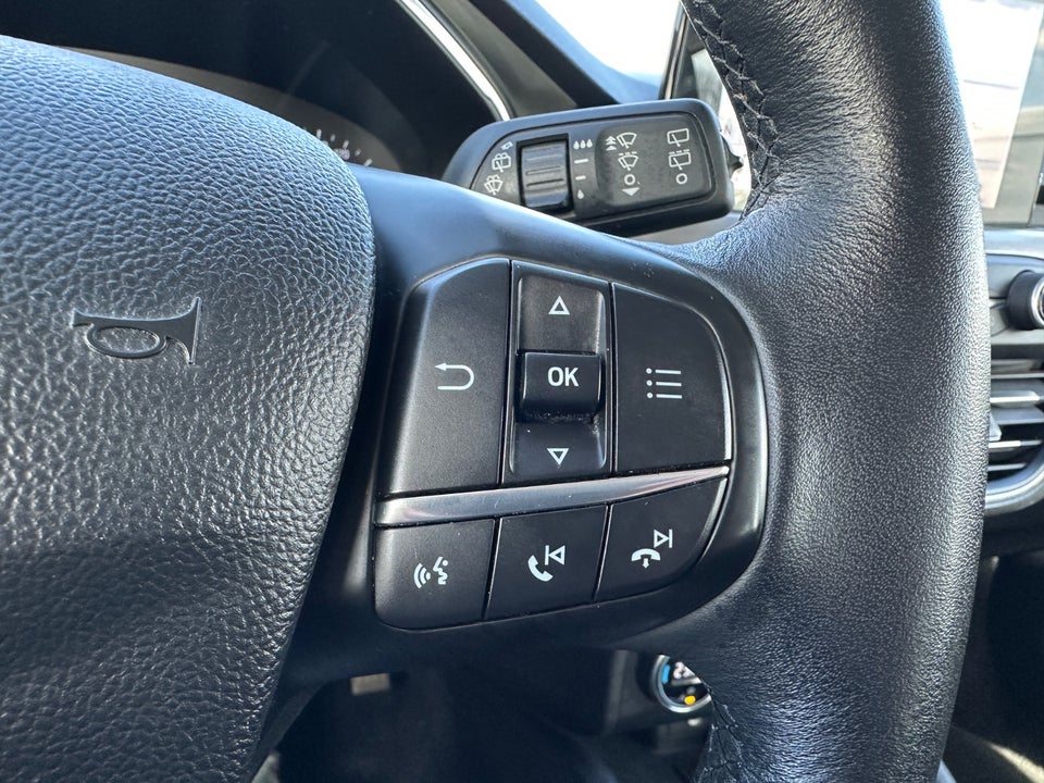 Ford Focus 1,0 EcoBoost Titanium Business Van 5d