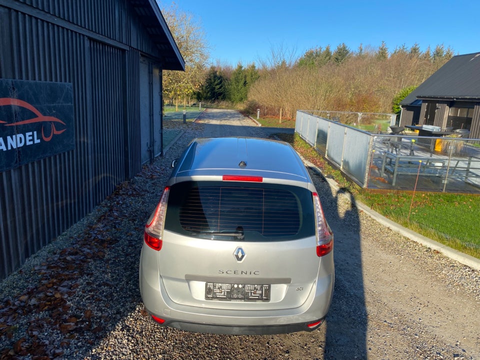 Renault Grand Scenic III 1,6 dCi 130 Expression 7prs 5d