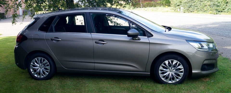 Citroën C4 1,6 BlueHDi 100 Feel 5d