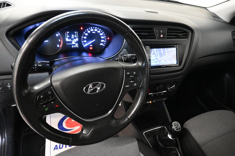 Hyundai i20 1,25 Trend 5d