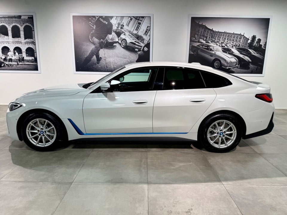 BMW i4 eDrive35 Charged 5d