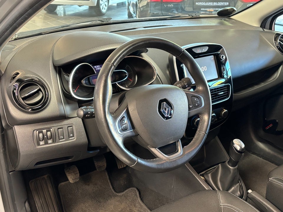 Renault Clio IV 0,9 TCe 90 Zen Sport Tourer 5d