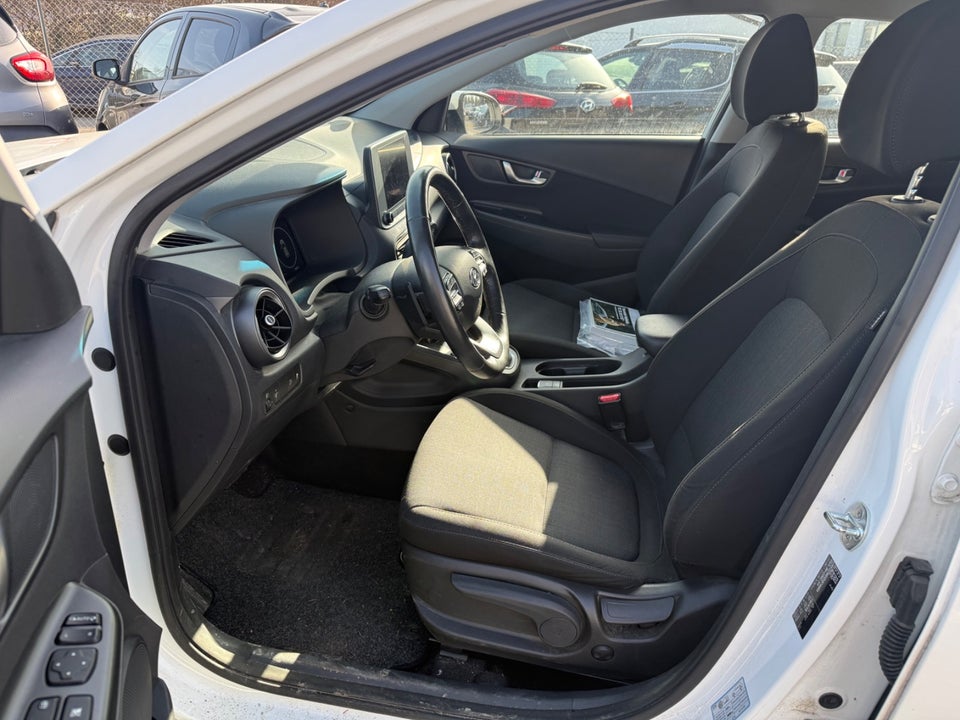 Hyundai Kona 1,0 T-GDi Essential DCT 5d