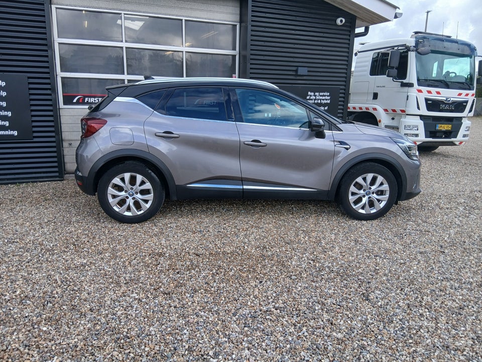 Renault Captur 1,6 E-Tech Intens 5d