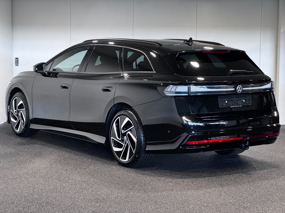 VW ID.7 77 Pro Tourer 5d
