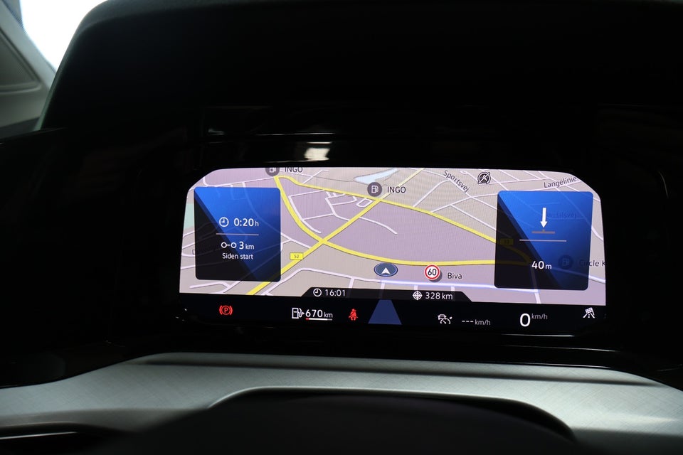 VW Golf VIII 1,5 TSi 130 Life 5d