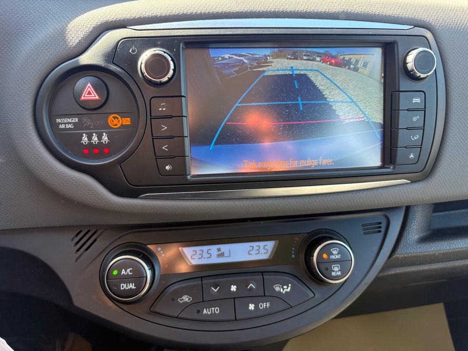 Toyota Yaris 1,5 Hybrid H2 Komfort e-CVT Van 5d