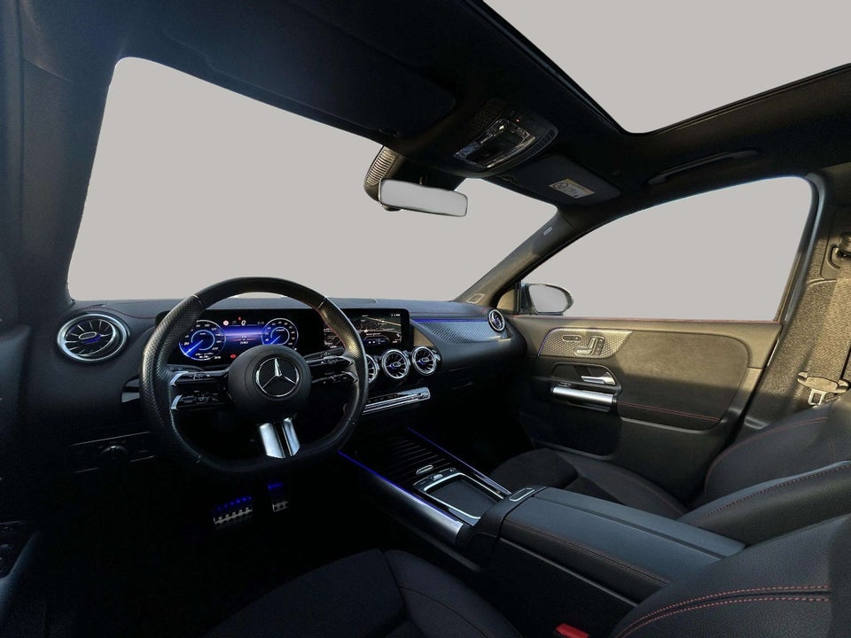 Mercedes EQA250+ AMG Line Advance Plus 5d