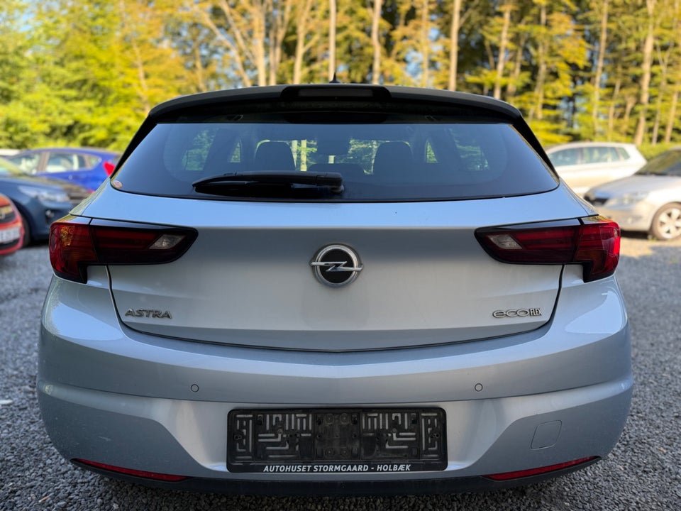 Opel Astra 1,0 T 105 Enjoy 5d