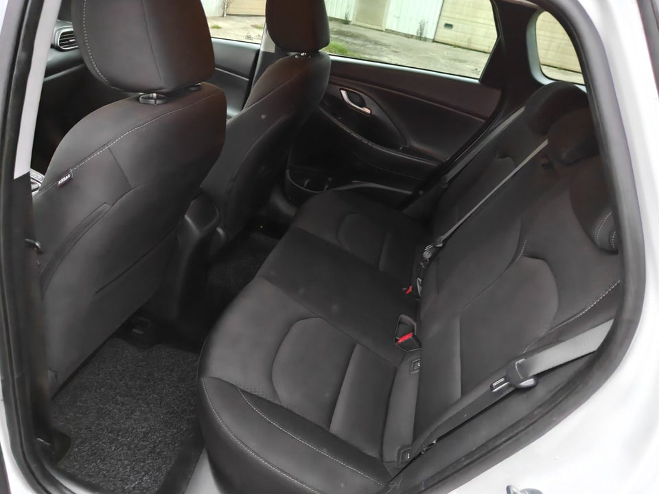 Hyundai i30 1,4 T-GDi Life Komfort stc. DCT 5d