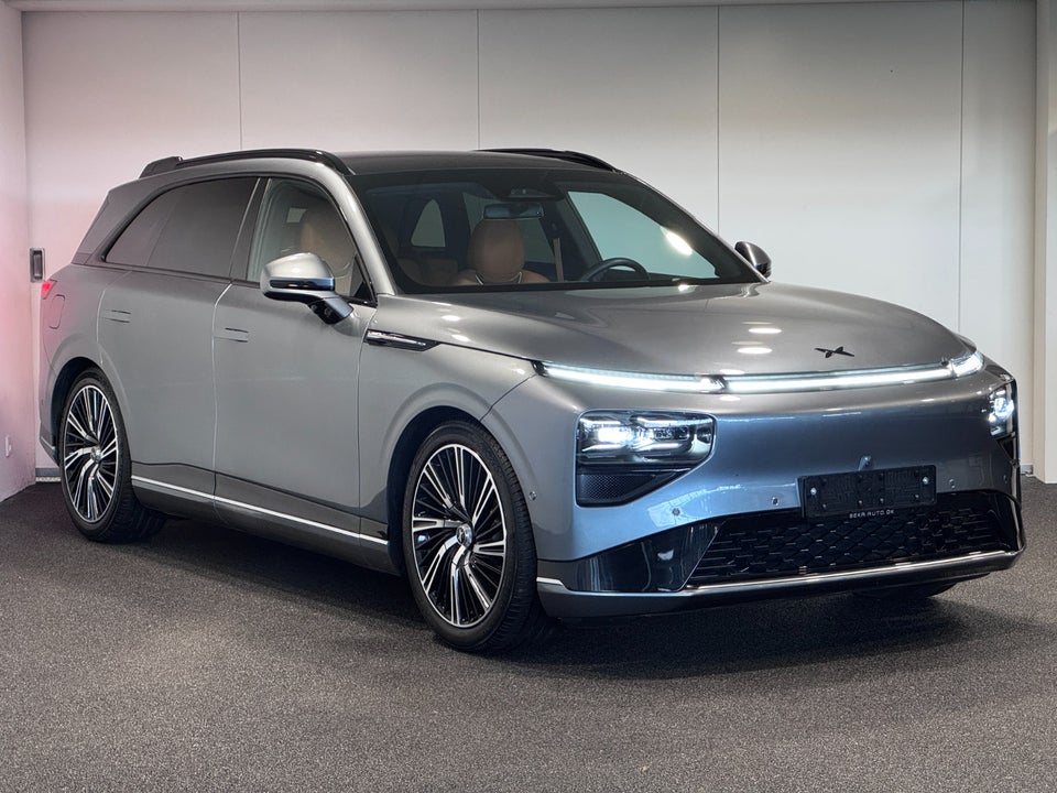 Xpeng G9 Performance 5d