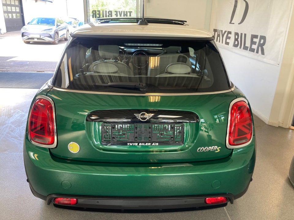 MINI Cooper SE Maximise 3d
