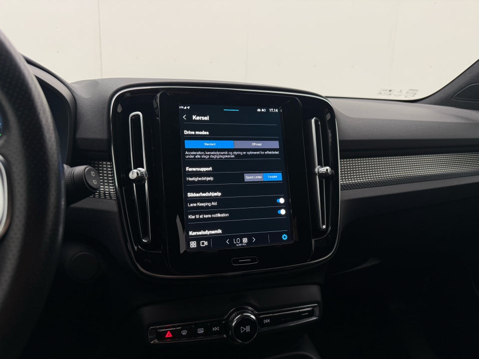 Volvo XC40 P8 ReCharge Twin R-Design 5d