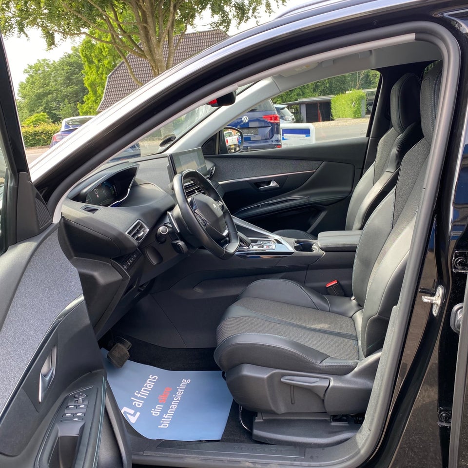 Peugeot 3008 1,6 Hybrid Allure EAT8 5d