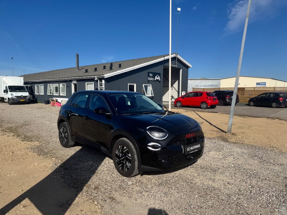 Fiat 600e 54 (RED) 5d