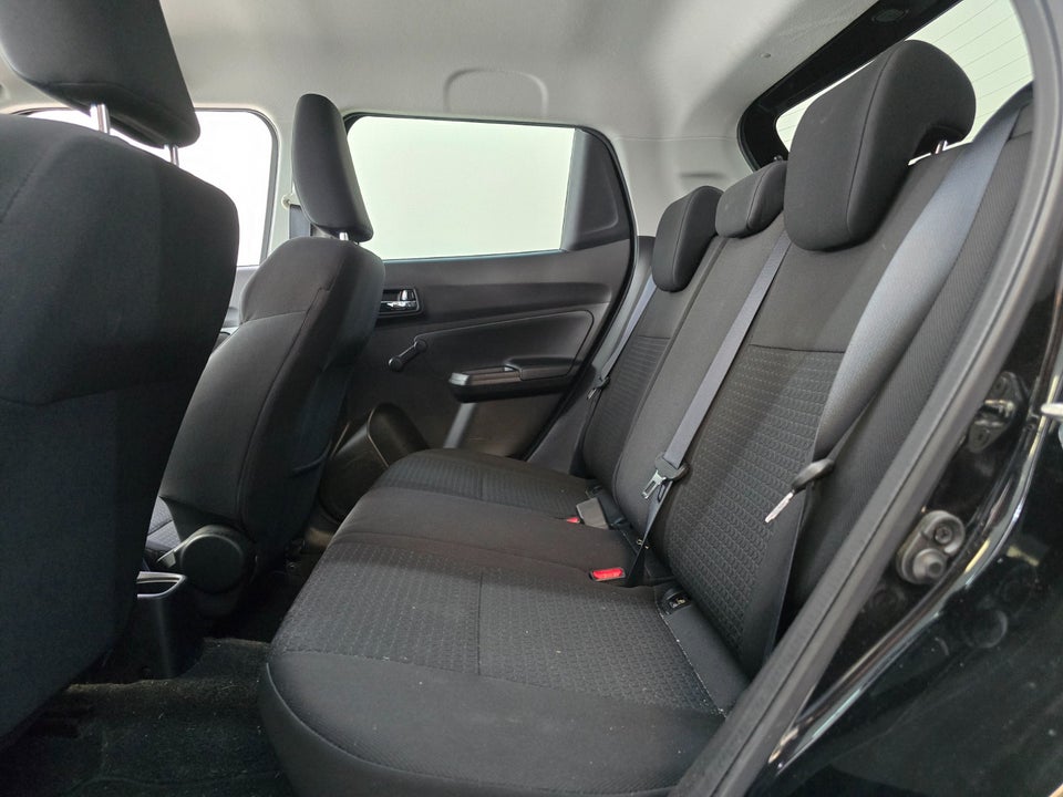 Suzuki Swift 1,2 mHybrid Action Star 5d