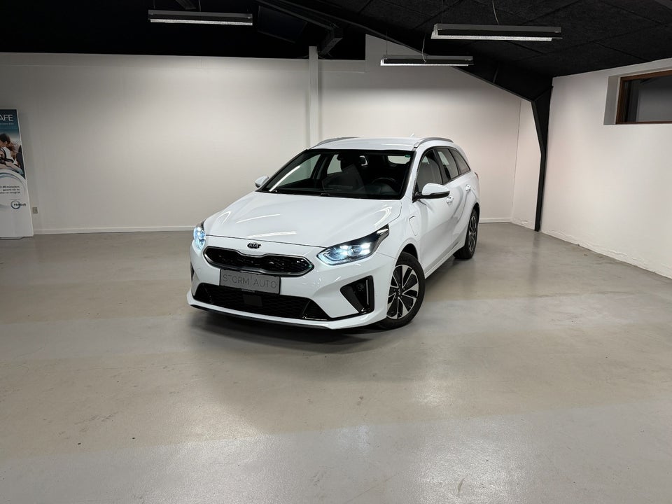 Kia Ceed 1,6 PHEV Prestige SW DCT 5d