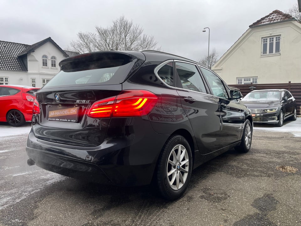 BMW 218d 2,0 Active Tourer Advantage 5d