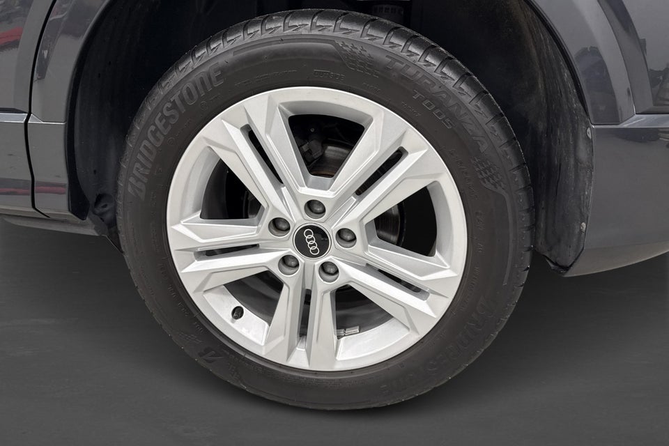 Audi Q2 35 TFSi Prestige S-tr. 5d