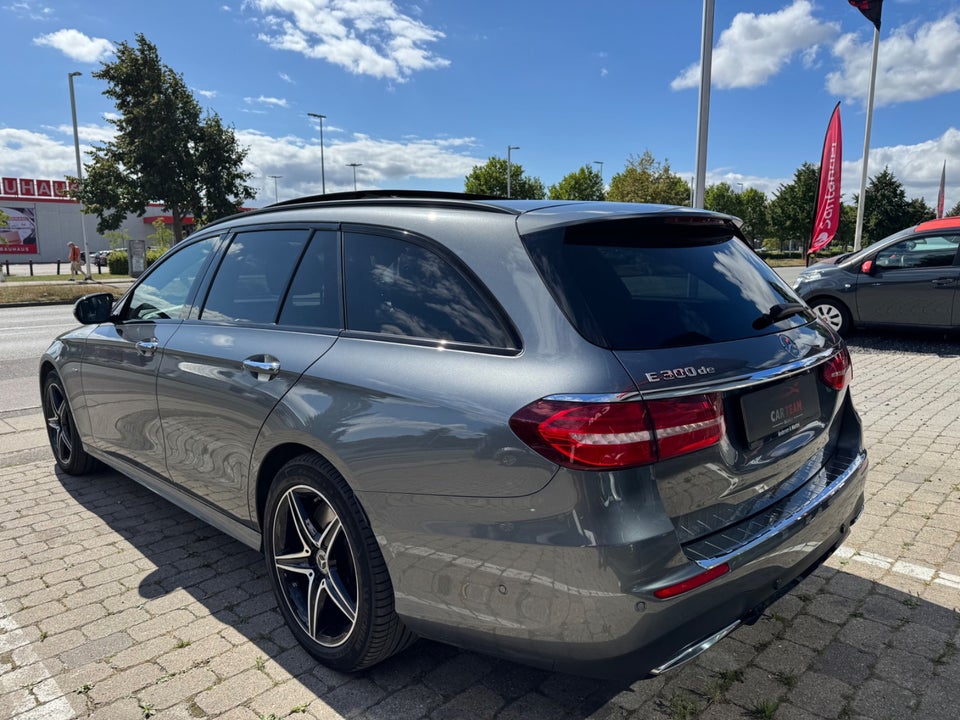 Mercedes E300 de 2,0 AMG Line Night Edition stc. aut. 5d