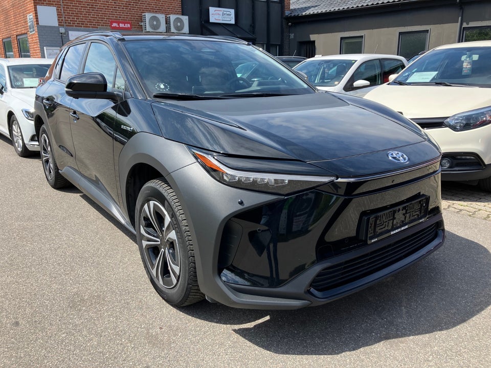 Toyota bZ4X Active 5d